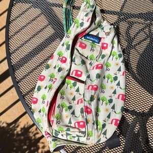 Kavu Camper Print Sling Bag - Cream with Red and Green